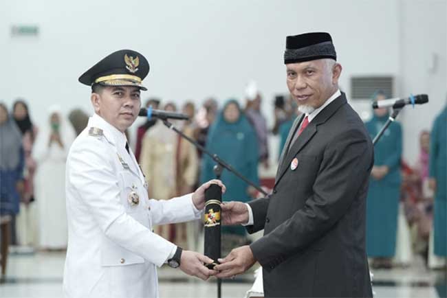 Pj Walikota Sawahlunto Dilantik, Gubernur Ingatkan Pentingnya Kolaborasi Lintas&nbsp;Instansi
