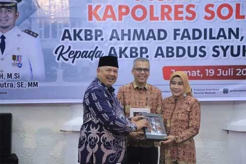 Pisah Sambut Kapolres Solok Kota, Walikota Lepas AKBP Ahmad Fadilan dan Sambut AKBP Abdus Syukur&nbsp;Felani