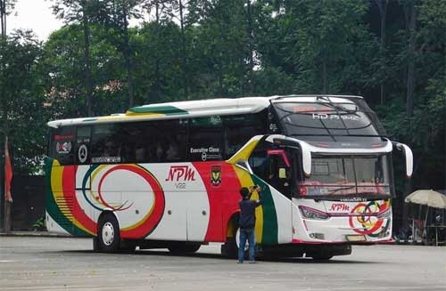 Teror Pelemparan Batu Hantui Sopir Bus Sumbar, PO NPM dan Palala Jadi Korban&nbsp;Terbaru