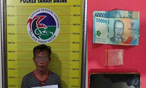 Di Teras Rumah Warga,Pelaku Penyalahguna Narkoba Diringkus Tim Tarantula Polres Tanah&nbsp;Datar