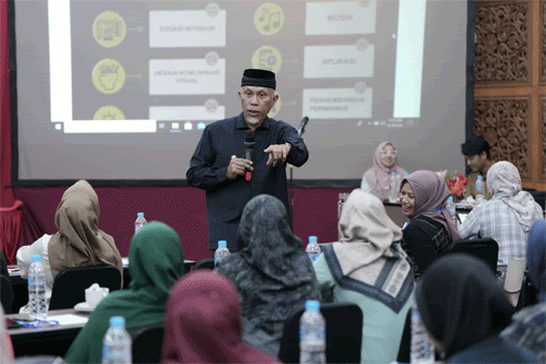 Sumbar Targetkan Kunjungan Wisatawan 13,5 Juta Orang, Gubernur Minta Pelaku Ekraf Tingkatkan Kualitas&nbsp;Produk