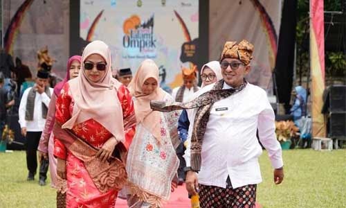 Festival 1000 Talam Ompek, Meriahkan Tradisi dan Promosikan Ekonomi Nagari Tanjung&nbsp;Bonai