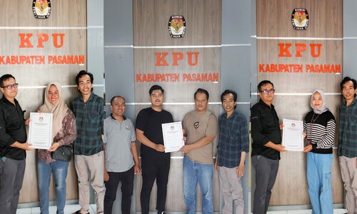 Para 3 Kandidat Calon Bupati dan Wakil Bupati Pasaman Melaksanakan Perbaikan Berkas , Apa Penyebabnya&nbsp;?