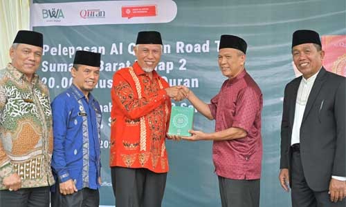 Sumbar Terima Bantuan 20 Ribu Alquran, Gubernur Mahyeldi Apresiasi Dukungan&nbsp;BWA
