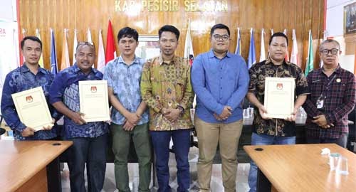 KPU Pesisir Selatan Umumkan Hasil Vermin, Bakal Pasangan Calon Diberi Kesempatan Perbaiki&nbsp;Dokumen